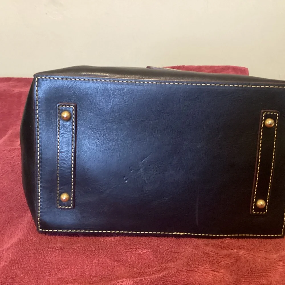 Dooney and Bourke Florentine Naomi Satchel, Navy - Picture 2 of 10